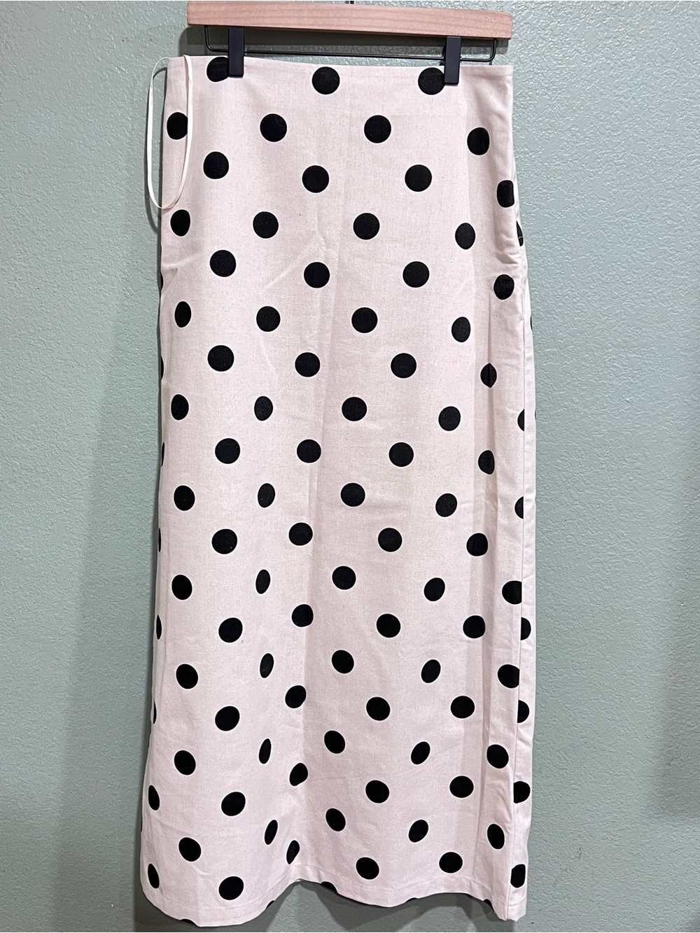 New 4th & Reckless linen look maxi skirt in cream polka dot